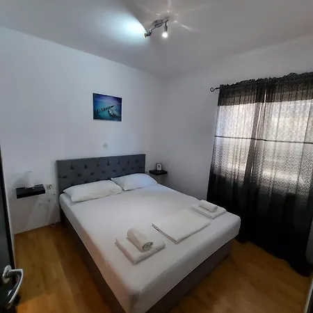 Vlahusic Putniković