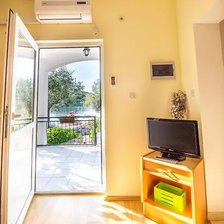Vlahusic Appartement Putniković